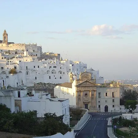 White House * Ostuni